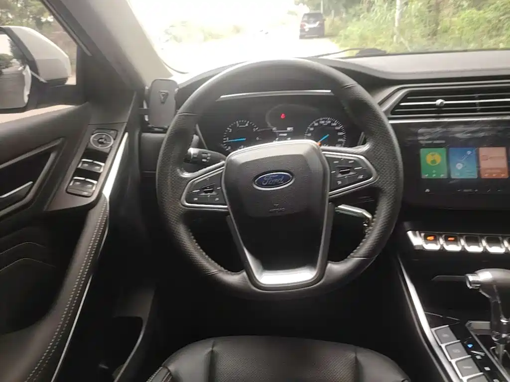 Ford Territory — миниатюра 11