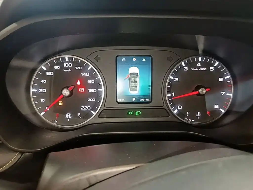 Roewe i5 — миниатюра 12