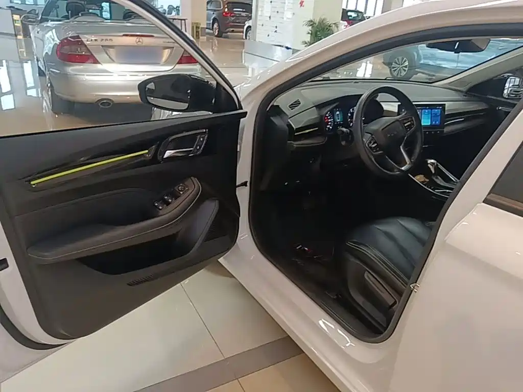 Roewe i5 — миниатюра 16