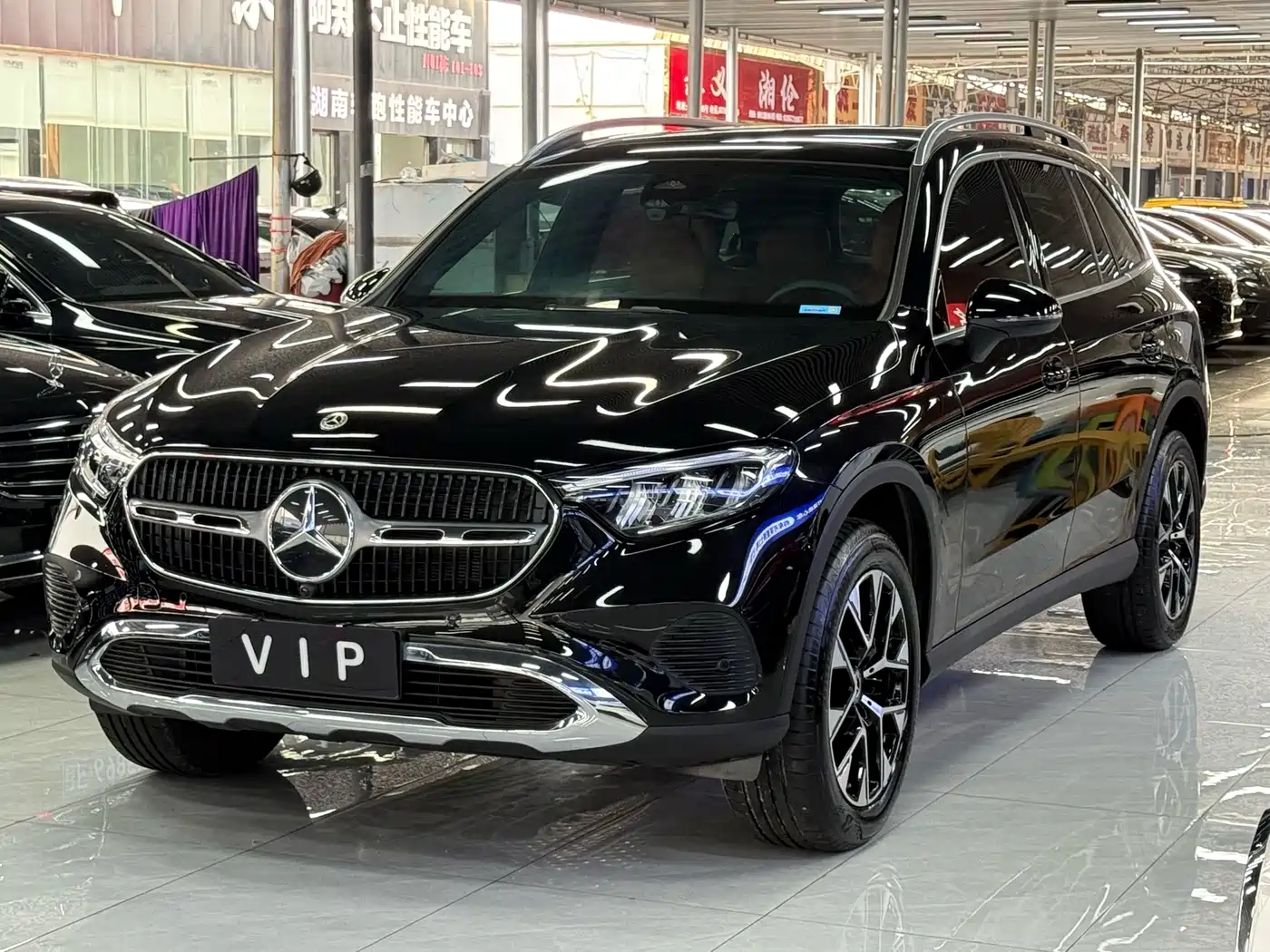 奔驰GLC 2024款 GLC 260 L 4MATIC 动感型 5座 2024