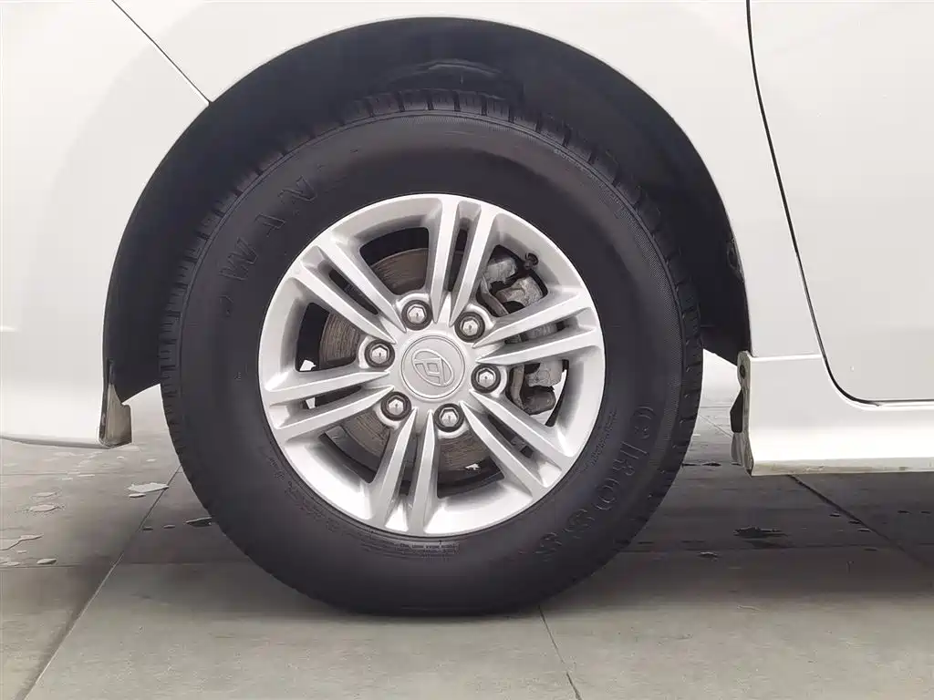 SAIC MAXUS CHASE G10