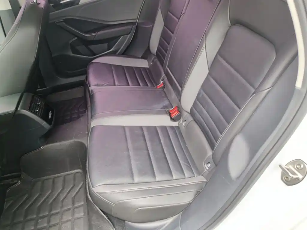 Volkswagen Sagitar — миниатюра 17