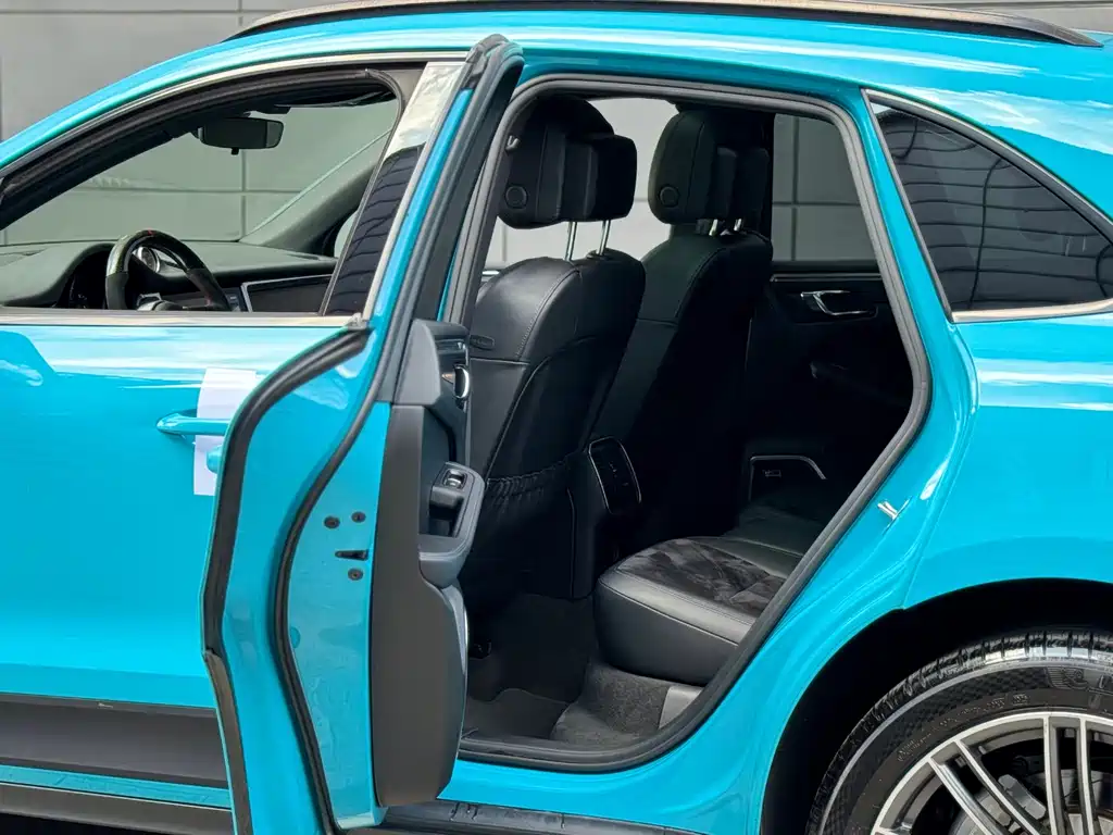 Porsche Macan — миниатюра 6