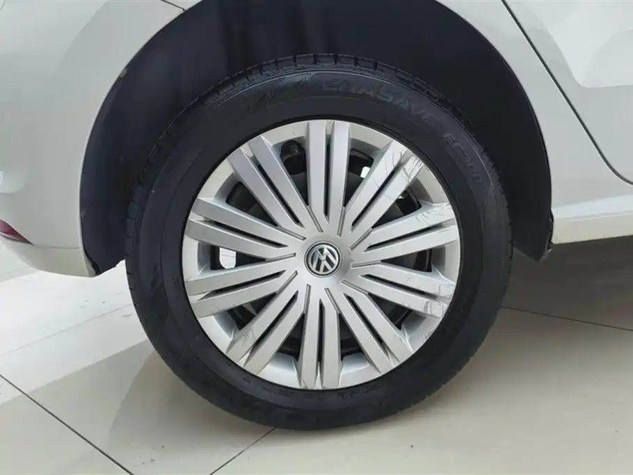 Volkswagen Polo 2016 1.6L AT Comfort