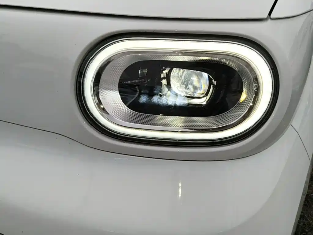 Wuling MINIEV — миниатюра 24