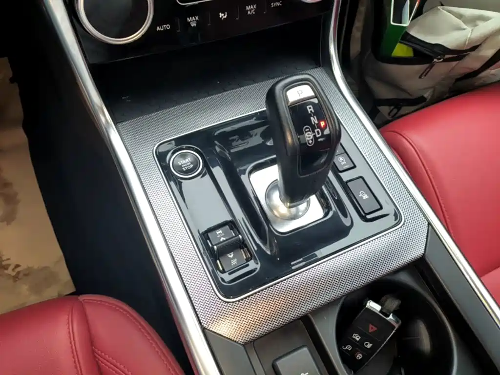 Jaguar XEL — миниатюра 14