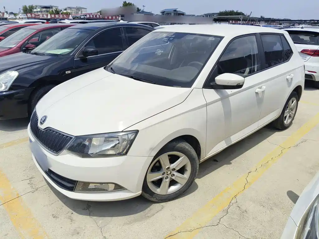Skoda Fabia — миниатюра 25