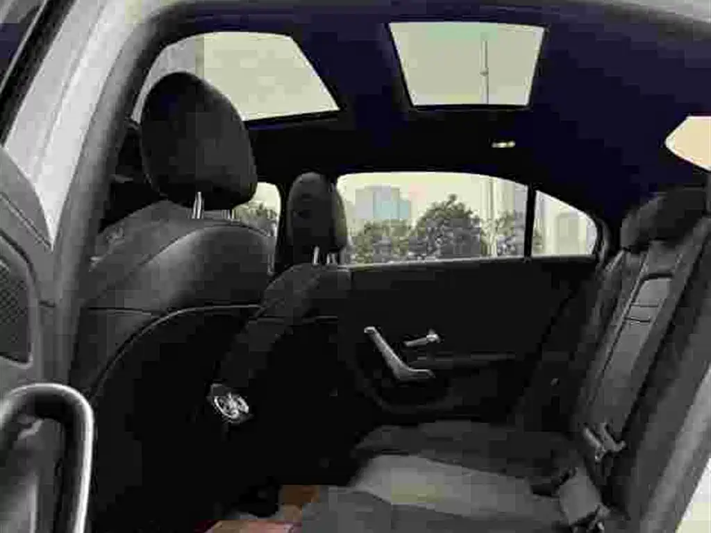 Mercedes-Benz A-Class — миниатюра 6