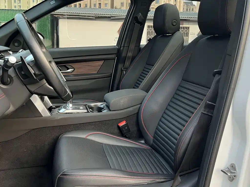 Land Rover Discovery Sport — миниатюра 7