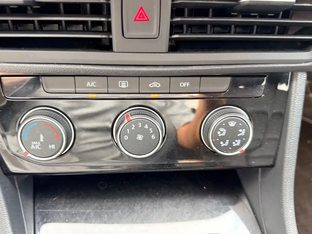 Volkswagen Sagitar — миниатюра 17