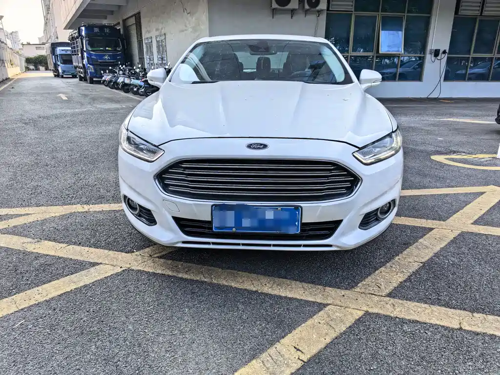 Ford Mondeo — миниатюра 2
