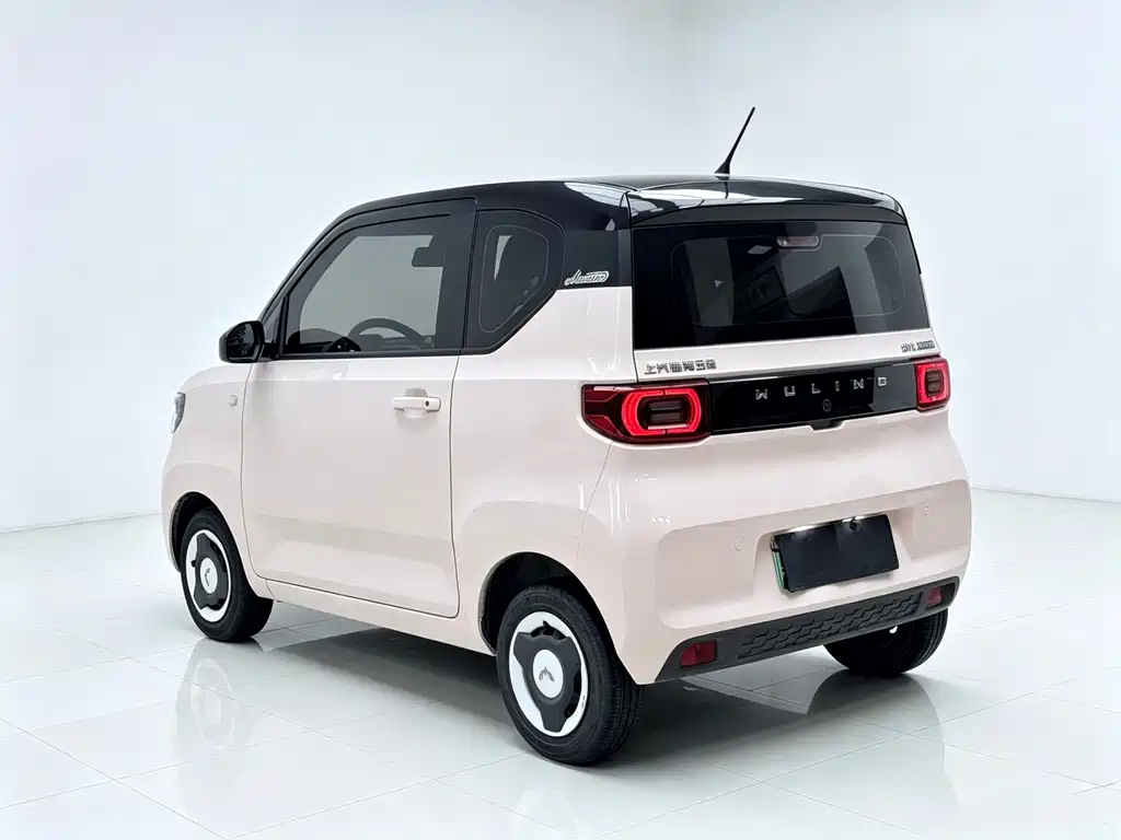 Wuling MINIEV — миниатюра 10