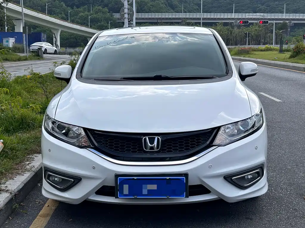 Honda Jade — миниатюра 2