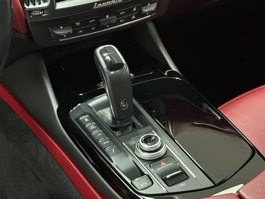 Maserati Levante — миниатюра 9