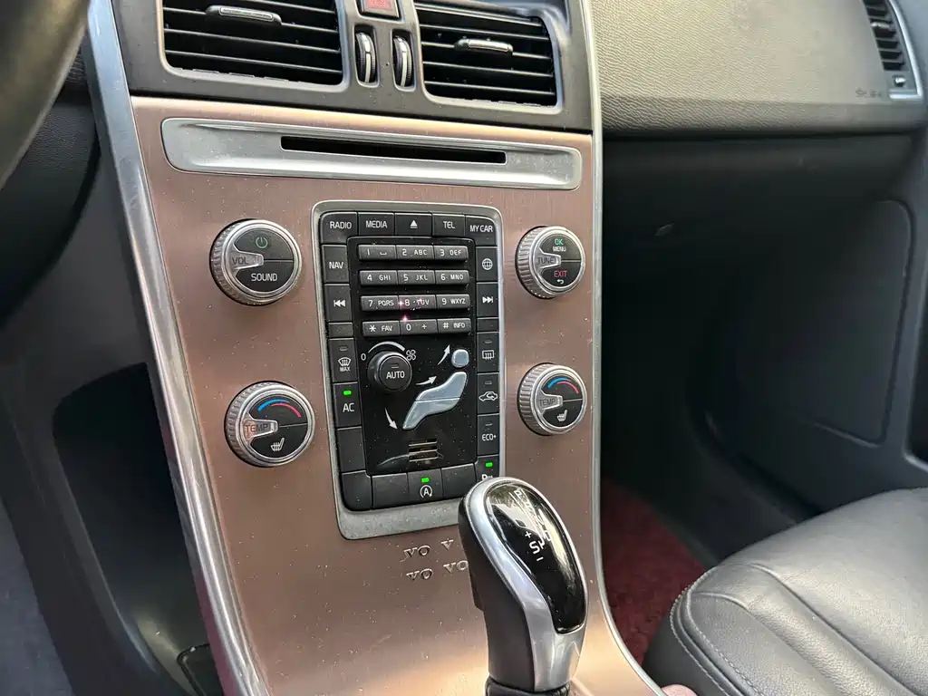 Volvo XC60 — миниатюра 11