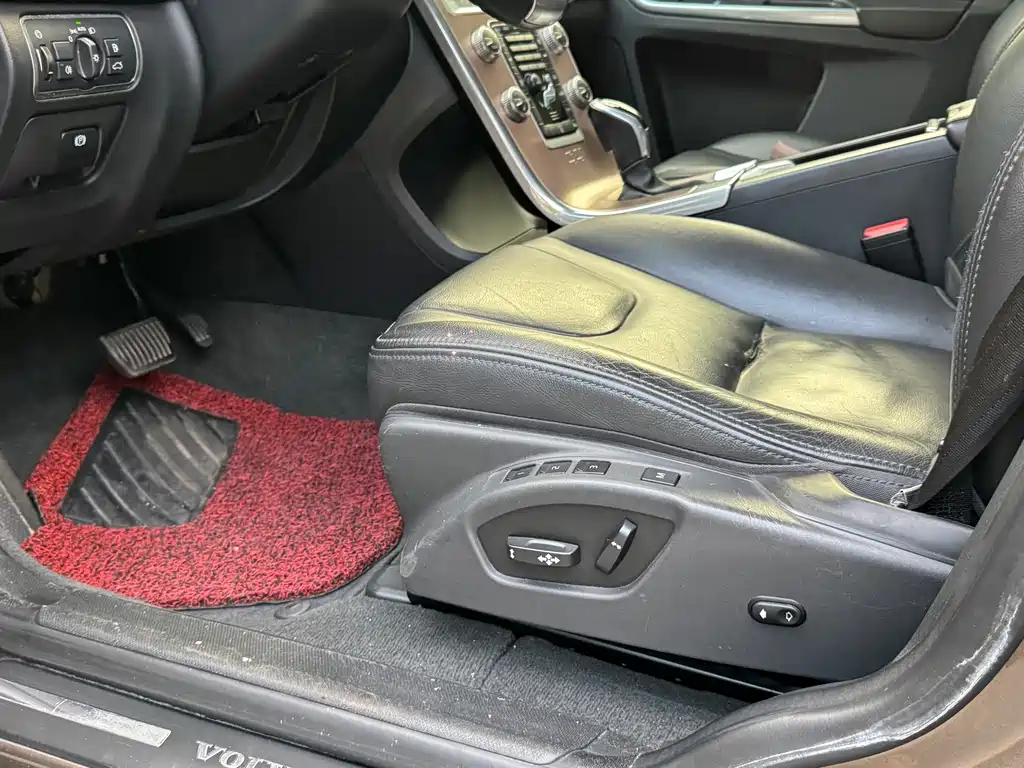 Volvo XC60 — миниатюра 7