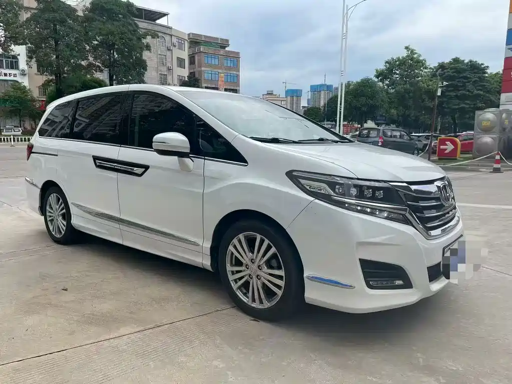 Honda Elysion — миниатюра 3