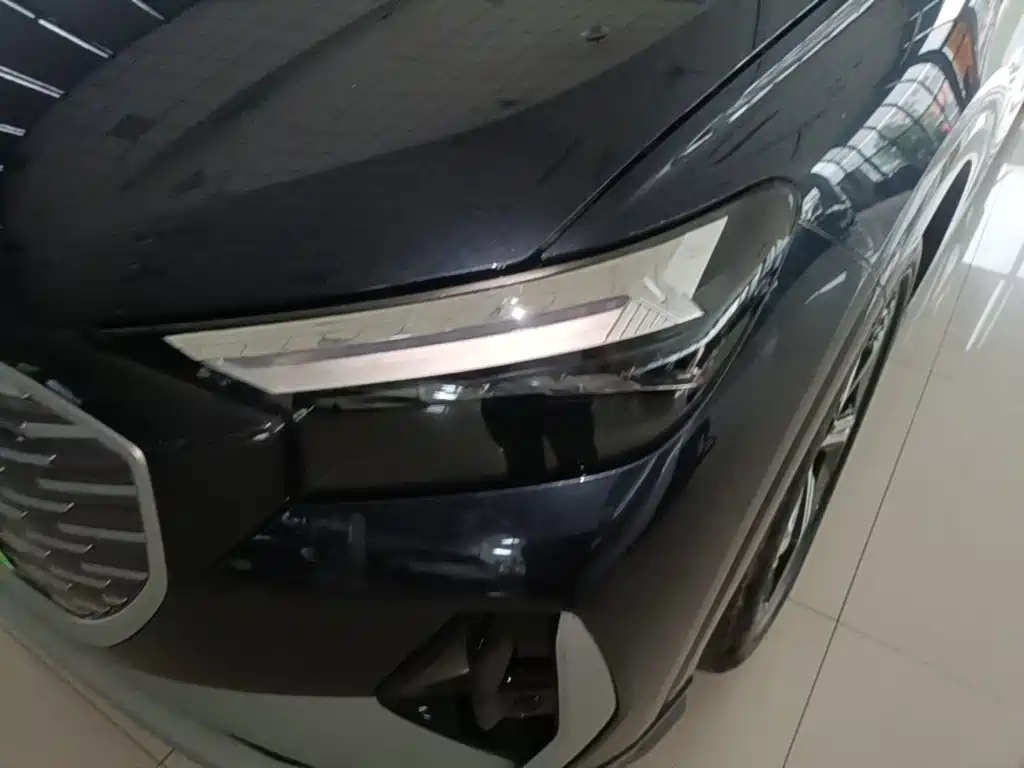 Audi Q4 e-tron — миниатюра 24