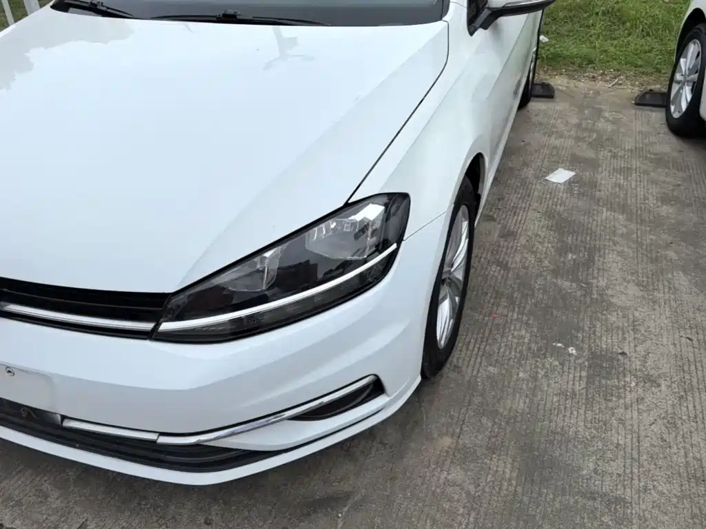 Volkswagen Golf — миниатюра 18