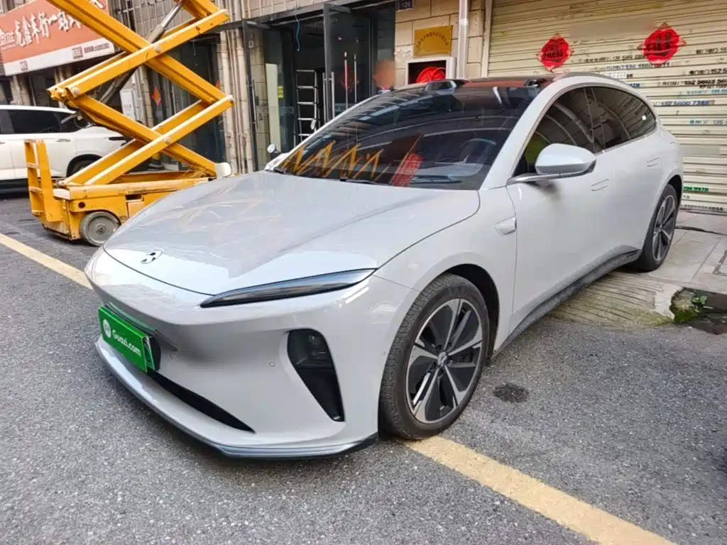 NIO ET5T — миниатюра 2