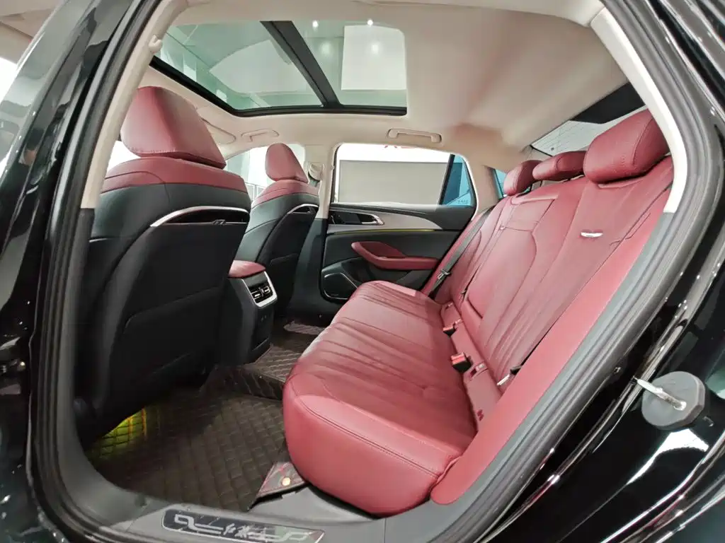Hongqi Hongqi H5 — миниатюра 16
