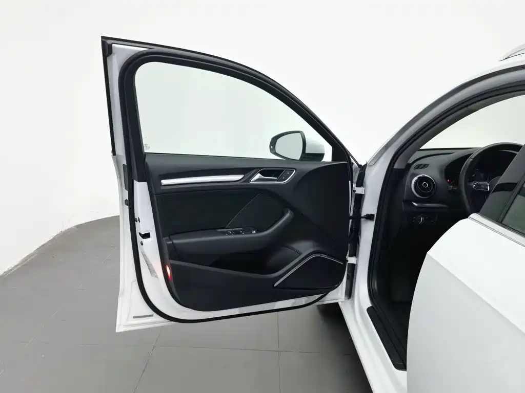 Audi A3 — миниатюра 8