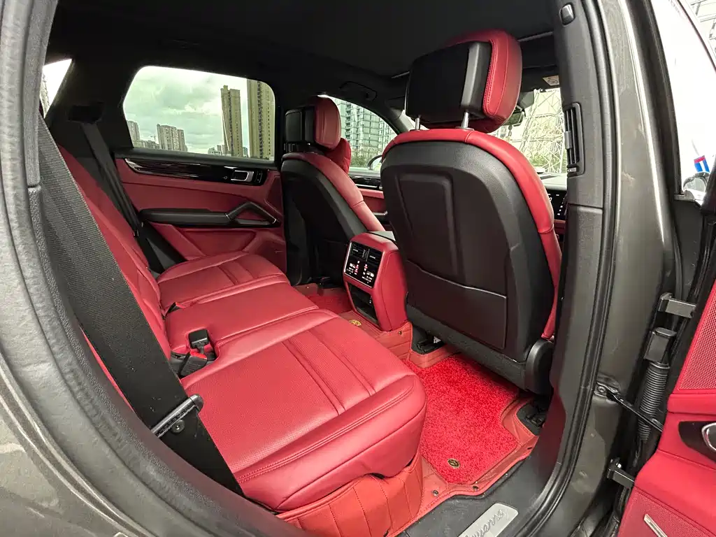 PORSCHE CAYENNE NEW ENERGY