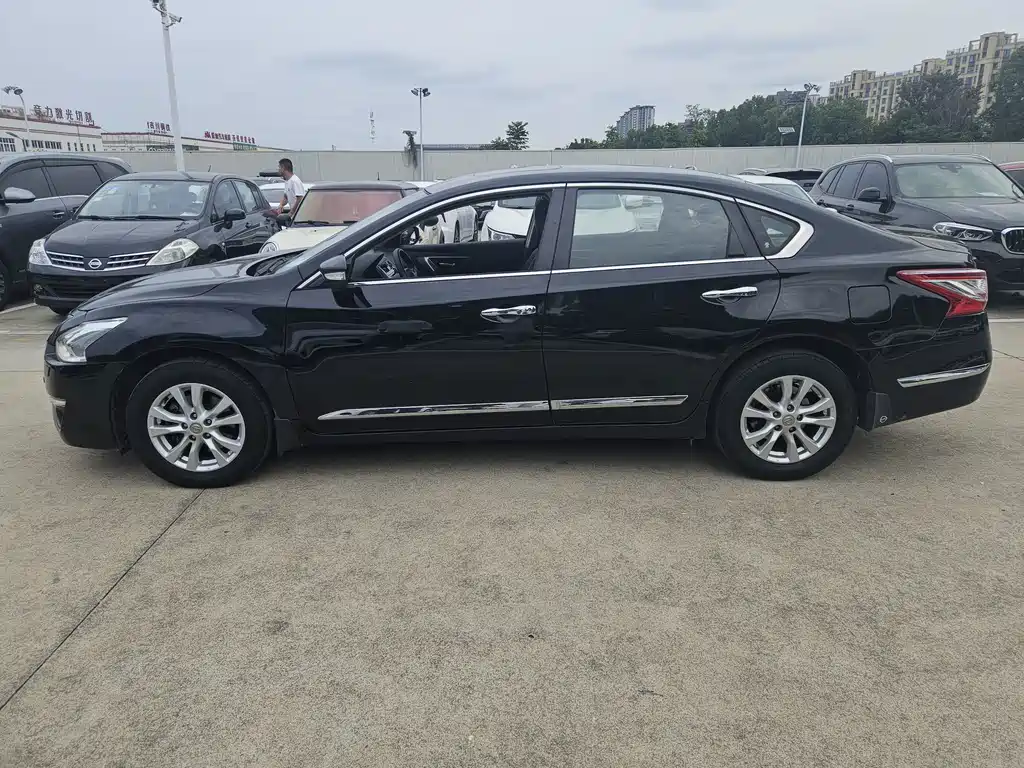Nissan Teana — миниатюра 4