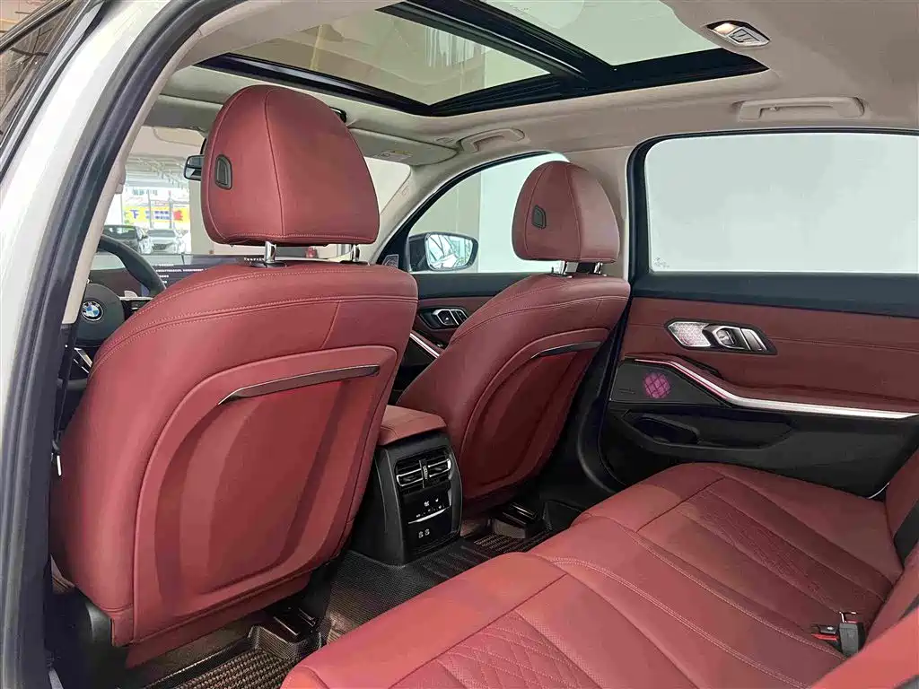 BMW 3 Series — миниатюра 28