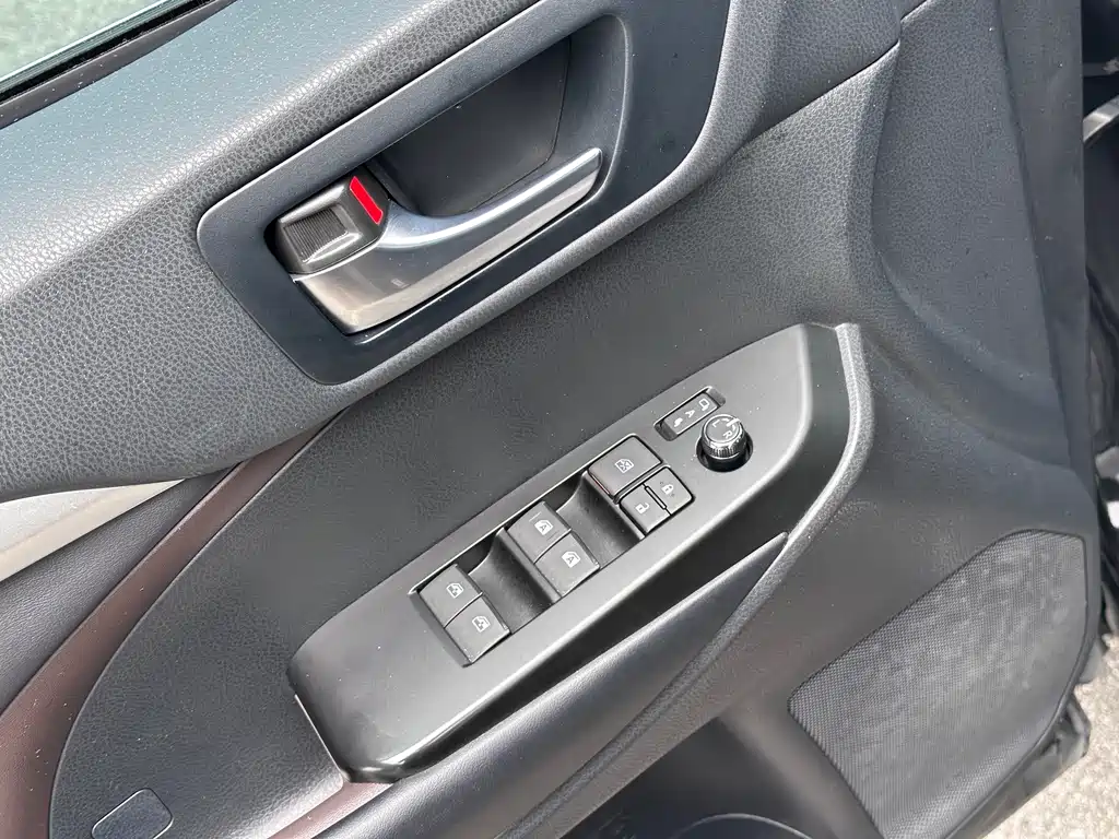 Toyota Highlander — миниатюра 14