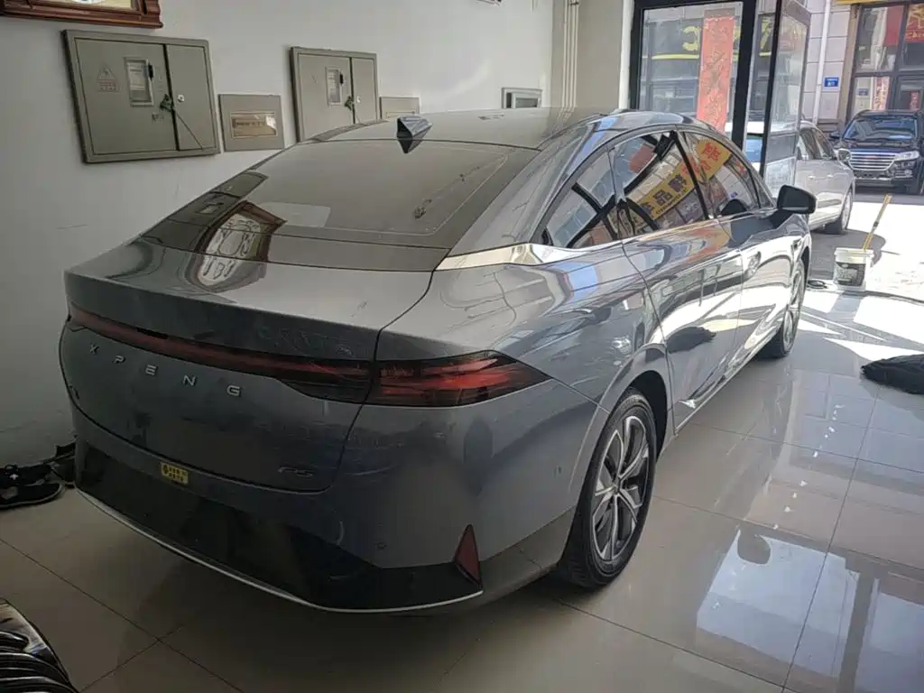 XPeng P5 — миниатюра 7