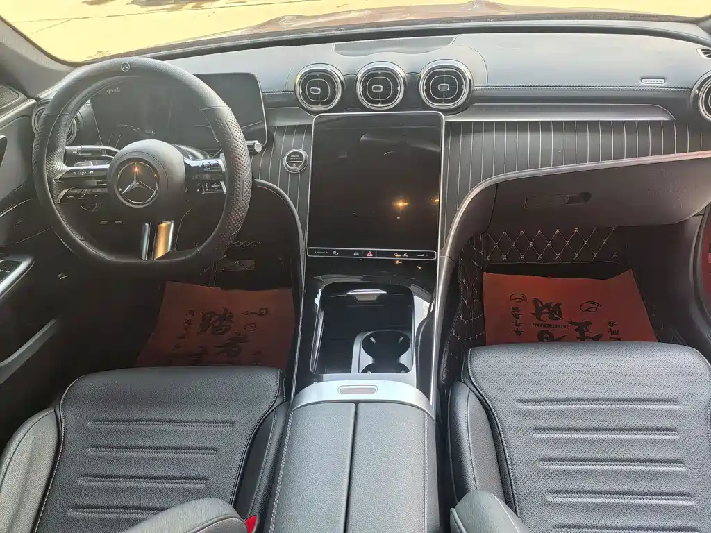 Mercedes-Benz C-Class — миниатюра 6