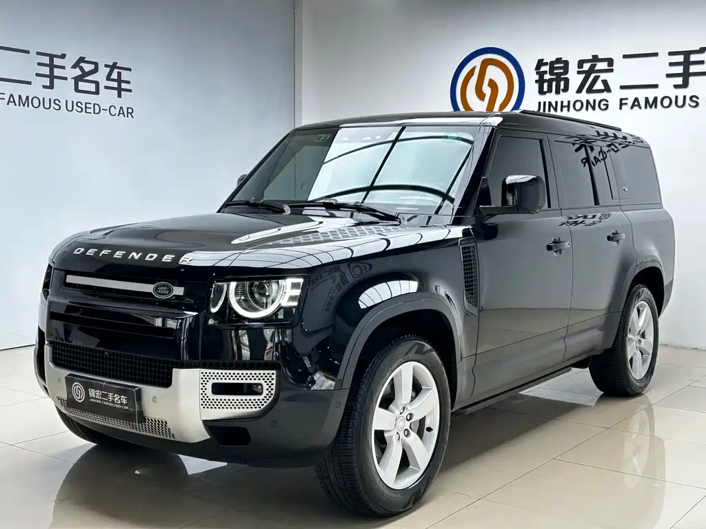 Land Rover Defender 2024