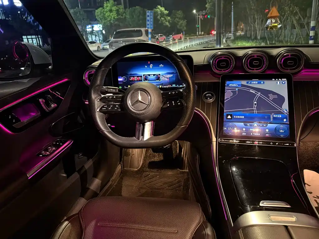 Mercedes-Benz C-Class — миниатюра 6
