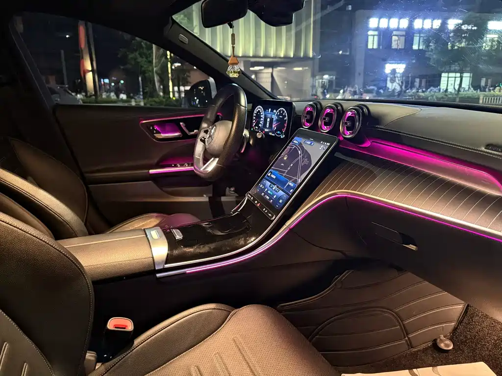 Mercedes-Benz C-Class — миниатюра 8