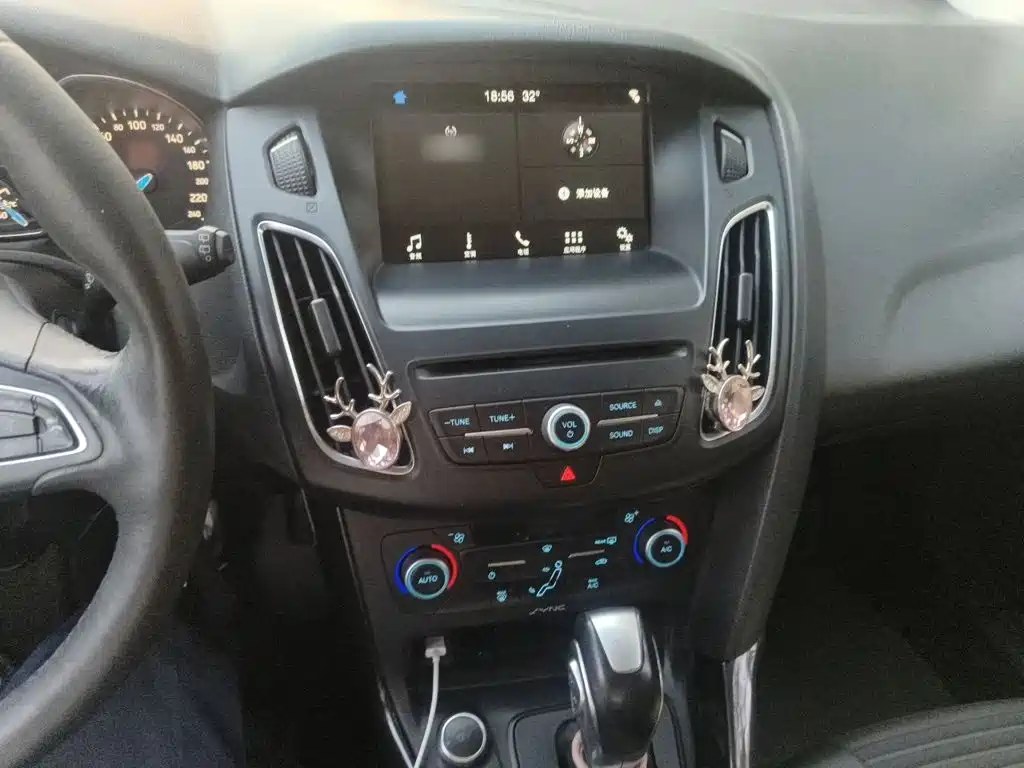 Ford Focus — миниатюра 6