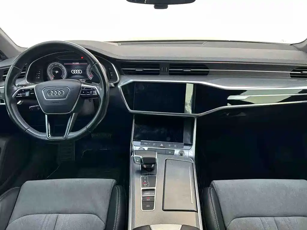 Audi A6L 2020 40 TFSI Luxury