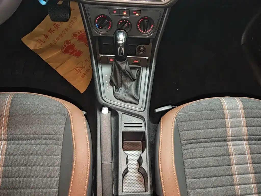 Volkswagen Lavida — миниатюра 14