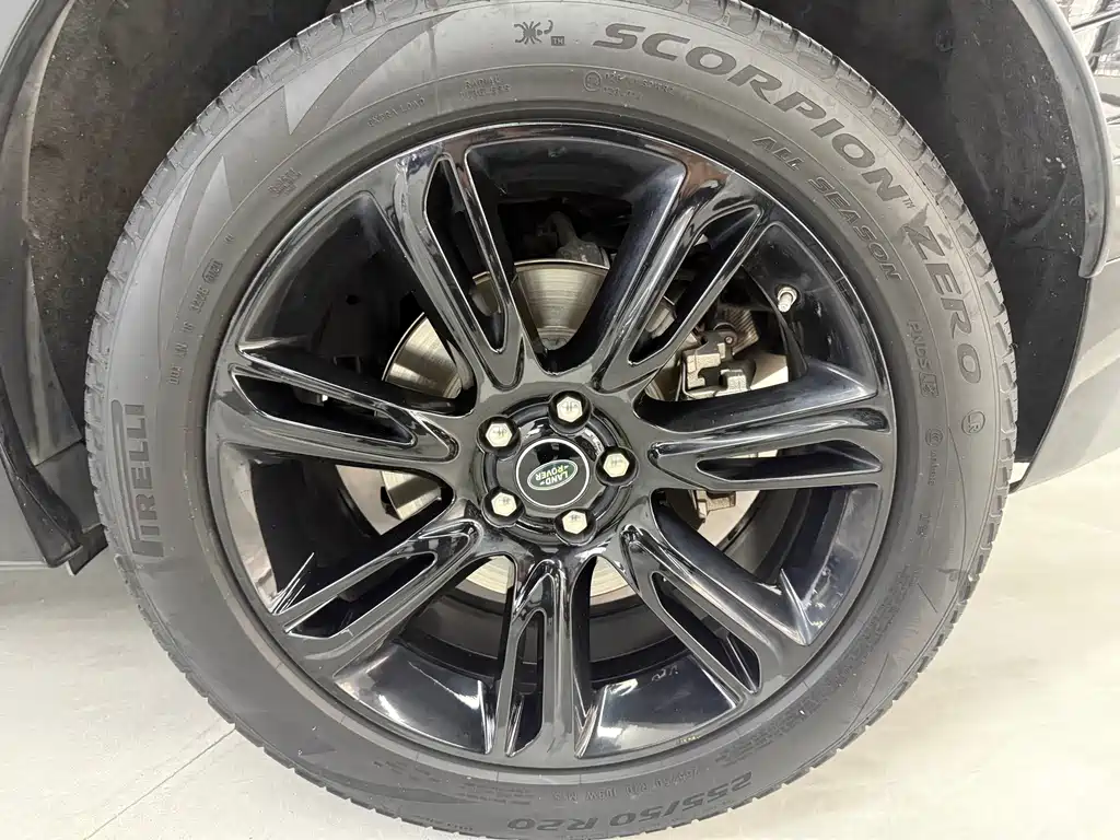 Land Rover Velar — миниатюра 10