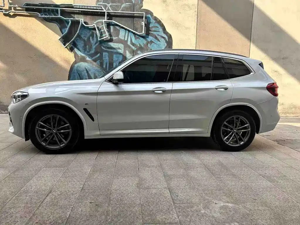 BMW X3 — миниатюра 3
