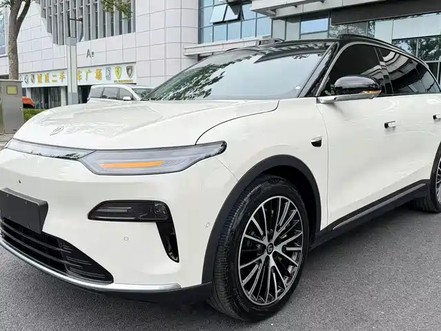 2025 Leapmotor C11