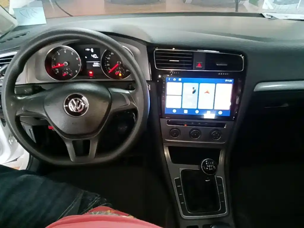 Volkswagen Golf — миниатюра 10