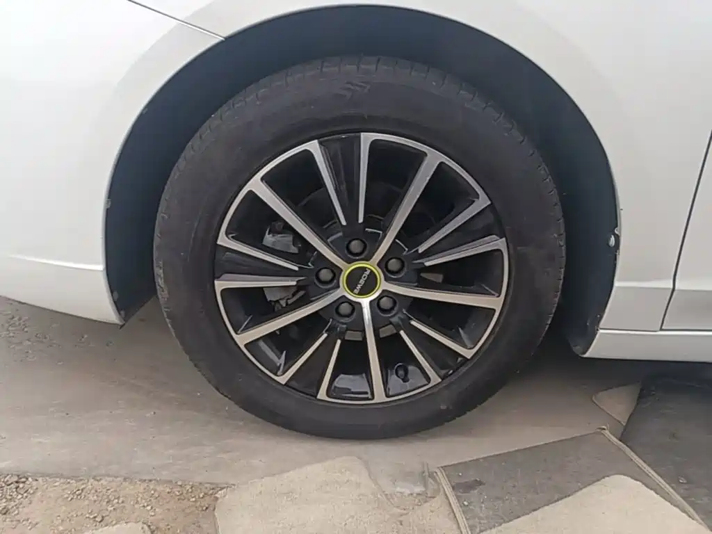 Roewe i5 — миниатюра 23