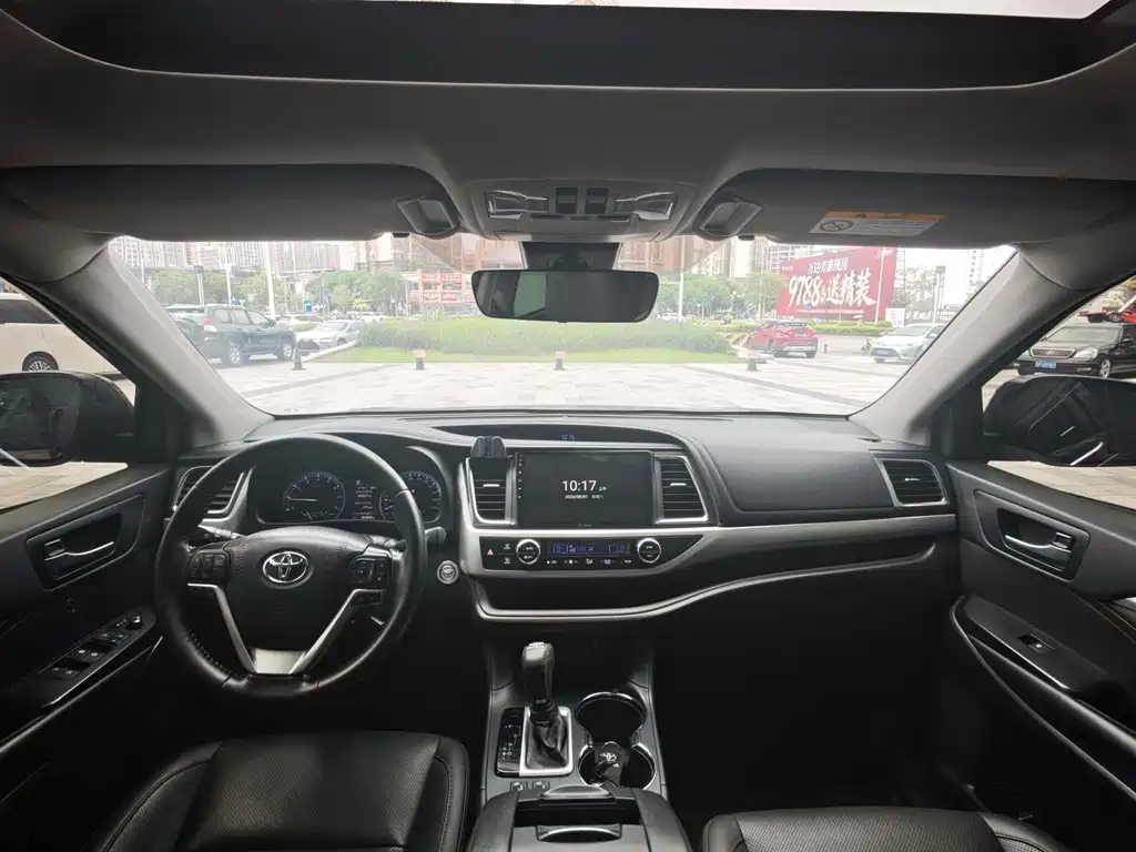 Toyota Highlander — миниатюра 10