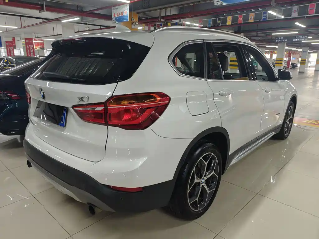 BMW X1 2016 sDrive20Li Luxury
