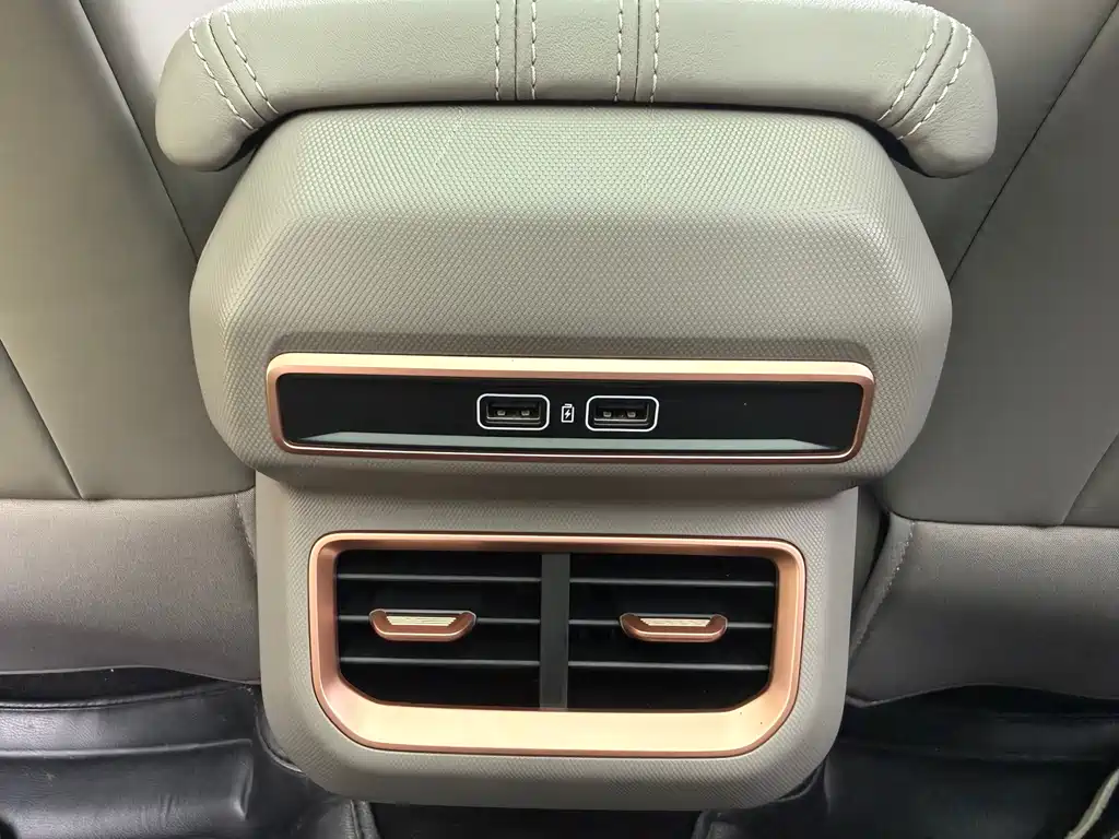Geely Icon — миниатюра 17
