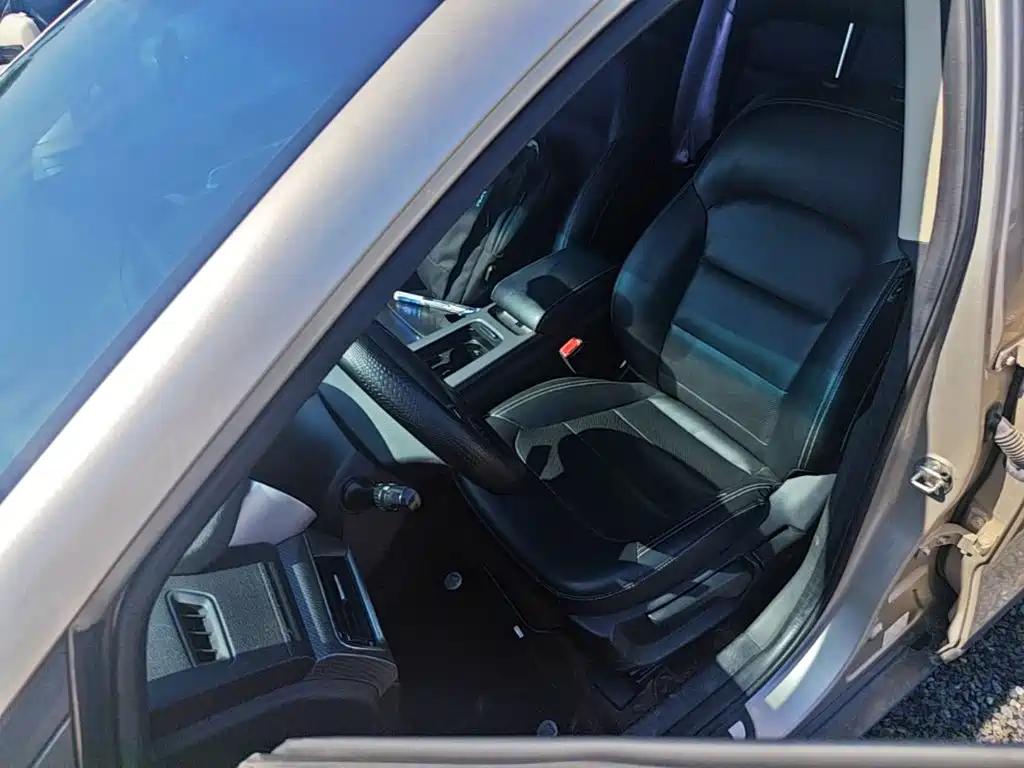 Geely Emgrand GS — миниатюра 15