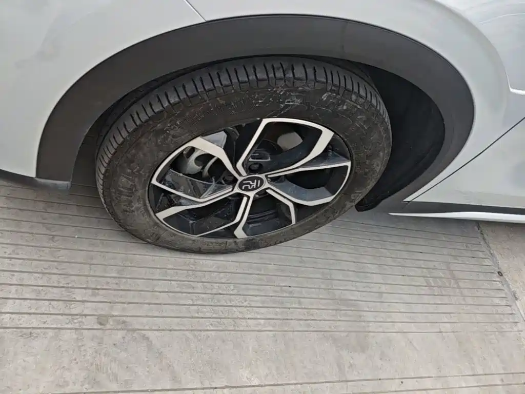 BYD Yuan Plus — миниатюра 23