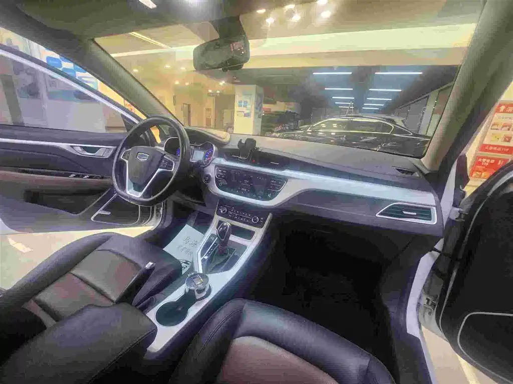 Geely Vision — миниатюра 11