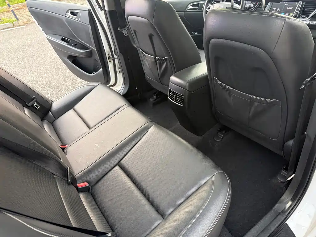 Hyundai Mistra — миниатюра 12